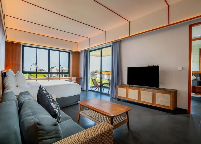 Hotel The Line Canggu 5*